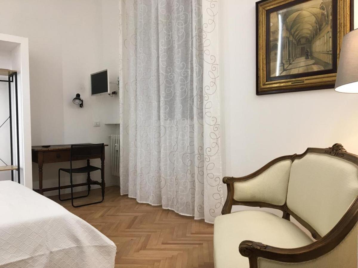 Apartemen Express Traveller's Iii Front Station Fs Parking Privato