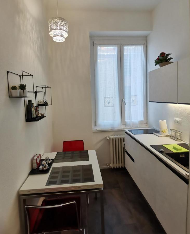 Express Traveller's Iii Front Station Fs Parking Privato * Parma