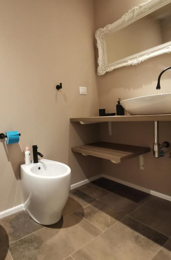 Apartemen Express Traveller's Iii Front Station Fs Parking Privato *