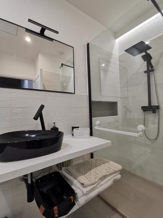 Express Traveller's Iii Front Station Fs Parking Privato * Parma