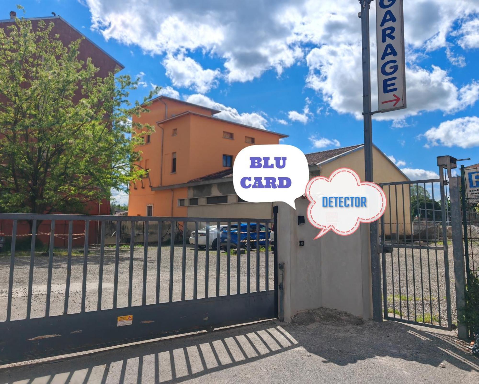 Express Traveller's Iii Front Station Fs Parking Privato